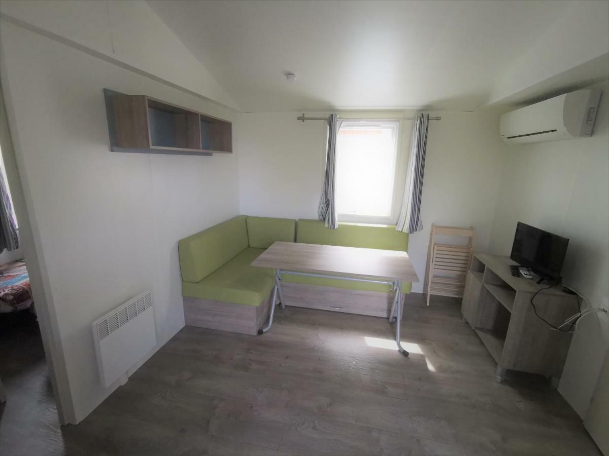 ססטרי לבאנטה Camping Mare Monti מראה חיצוני תמונה
